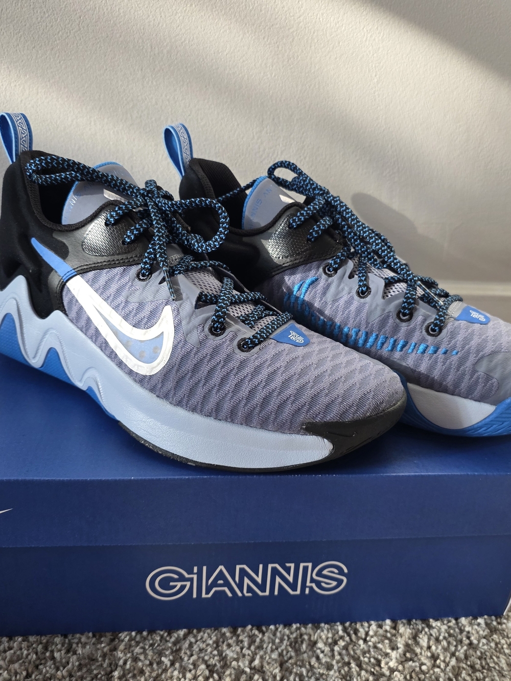 Nike Kids Giannis Basketball Shoes in Blue/Black Size 9